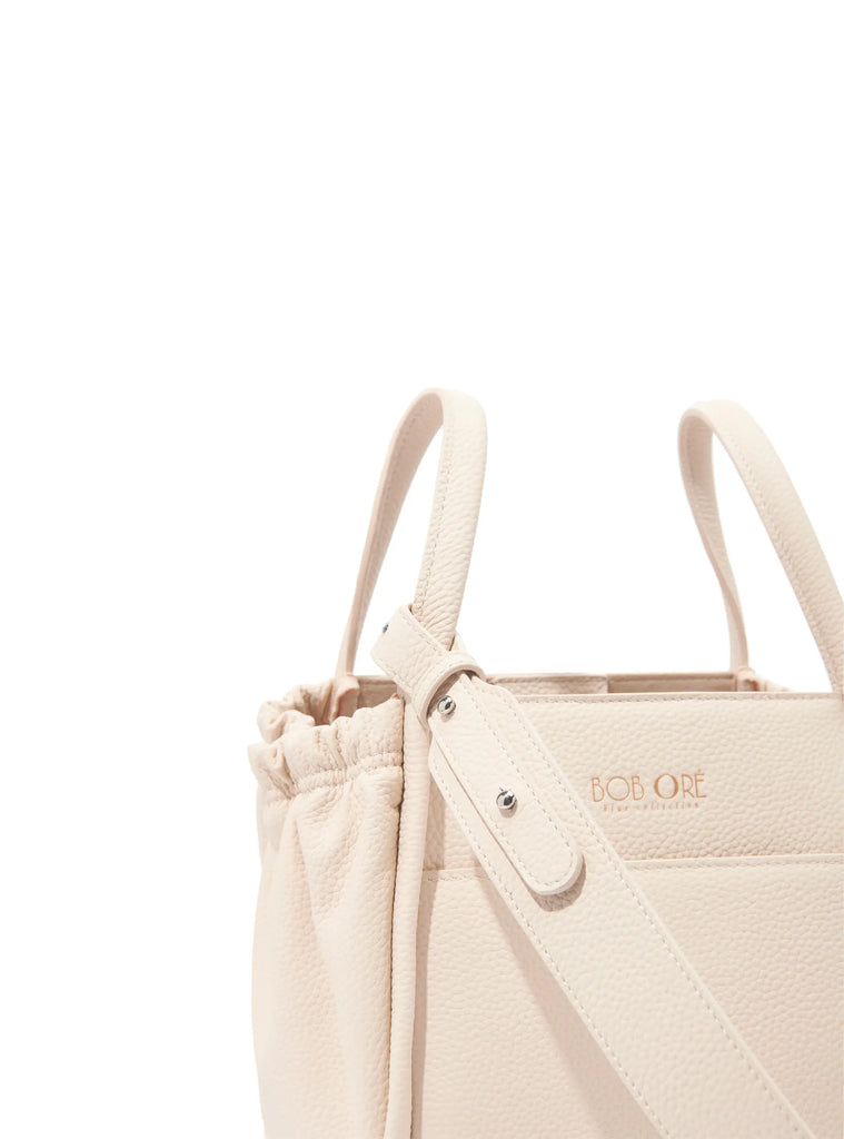 Ami Designer Bag, White by Bob Oré BOB ORE