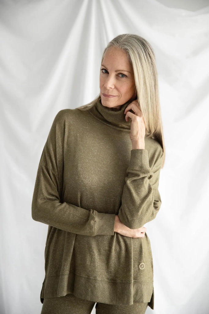 Cosset Relaxed Turtleneck by Sunday Citizen Sunday Citizen