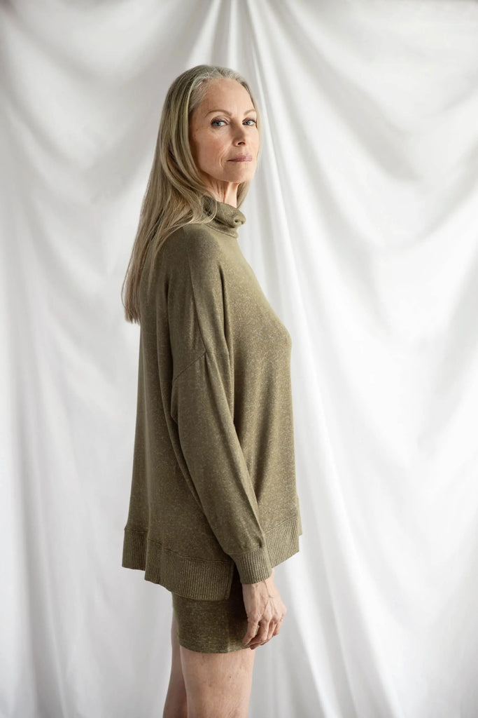 Cosset Relaxed Turtleneck by Sunday Citizen Sunday Citizen