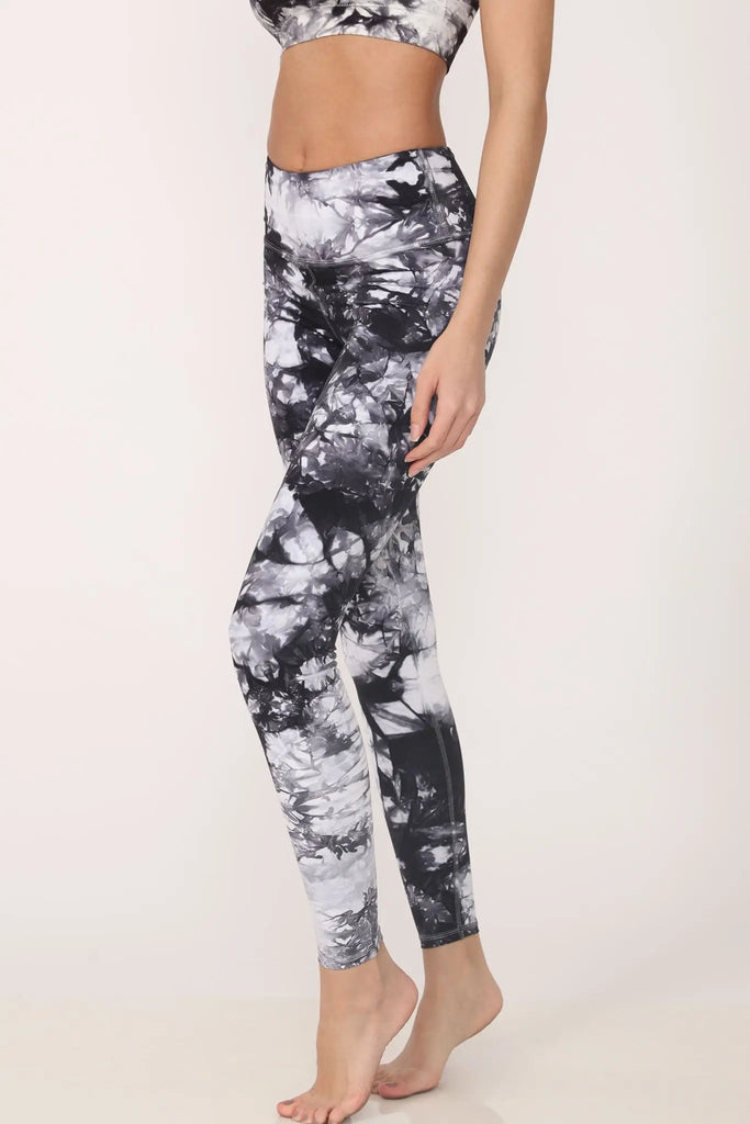 Dani Tie-Dye Legging in Black by ALAMAE ALAMAE