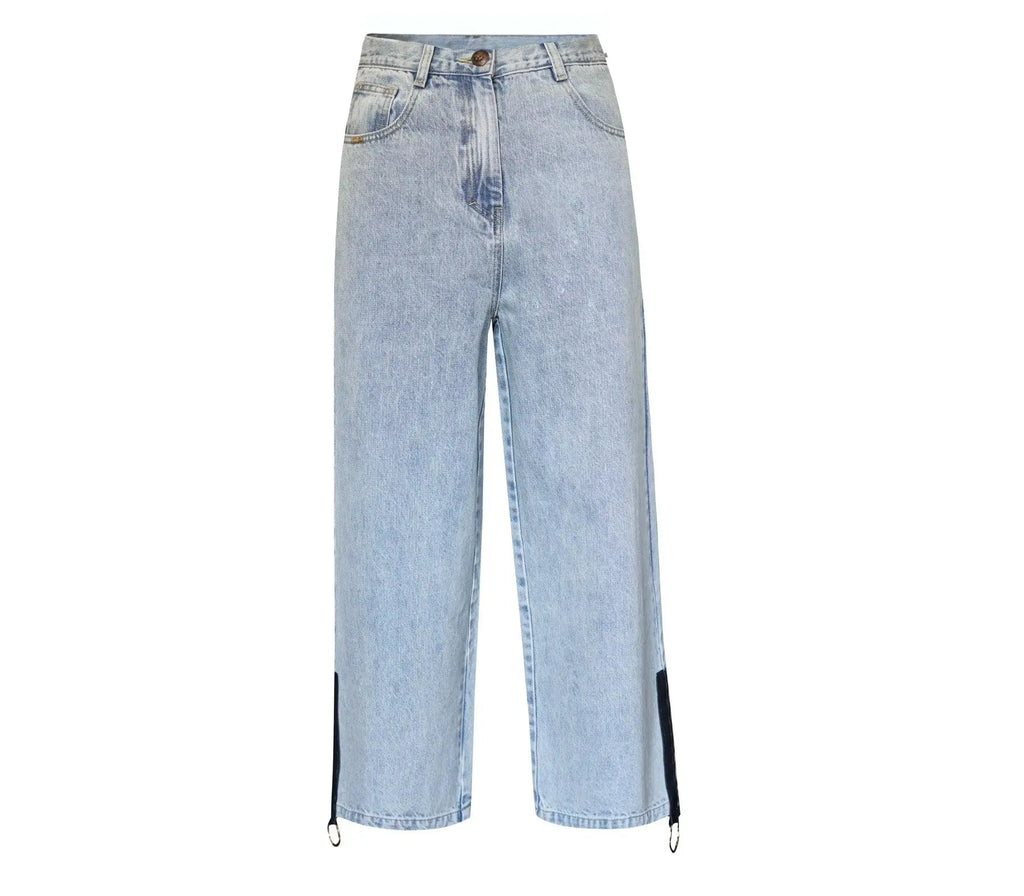 Demi Straight Cut Jeans by Le Réussi® Le Réussi®