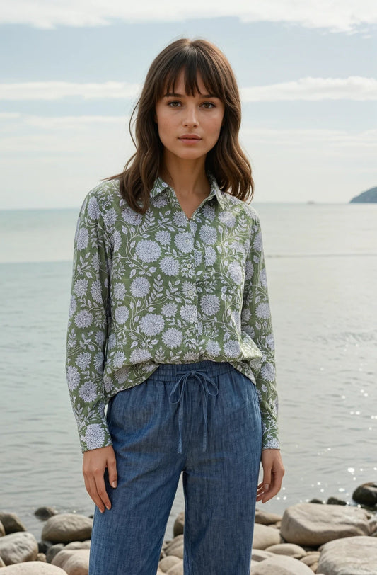 Good Boyfriend Shirt - Hydrangea Beauty Celery