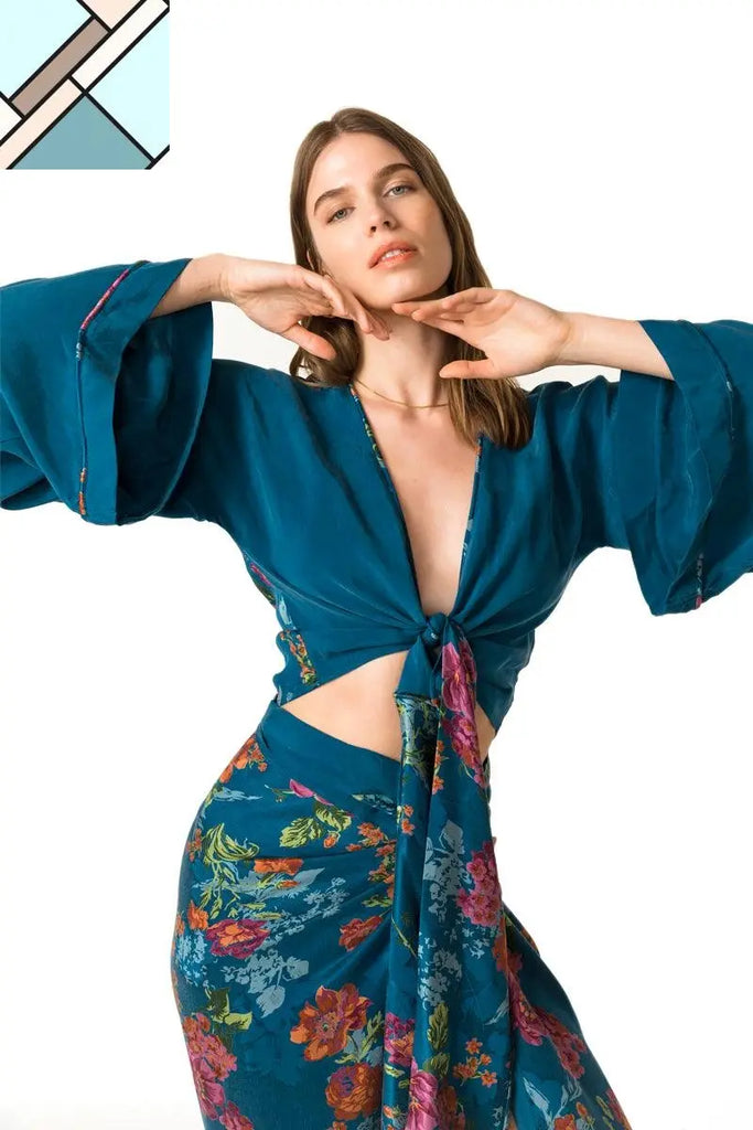 Joan Tie Front Top MOVOM