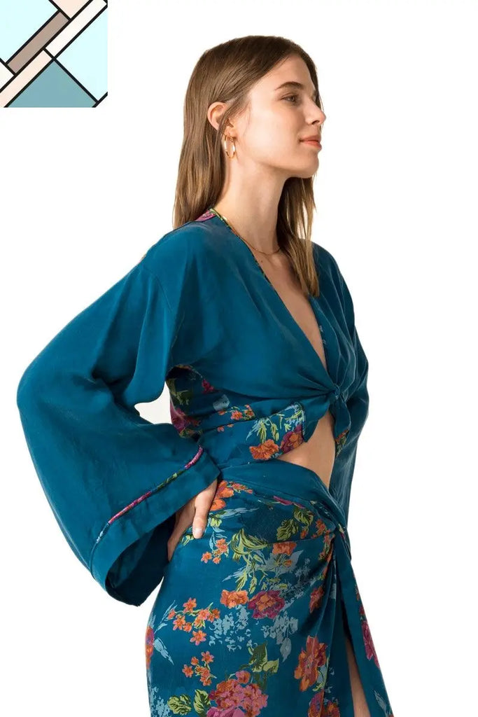 Joan Tie Front Top MOVOM