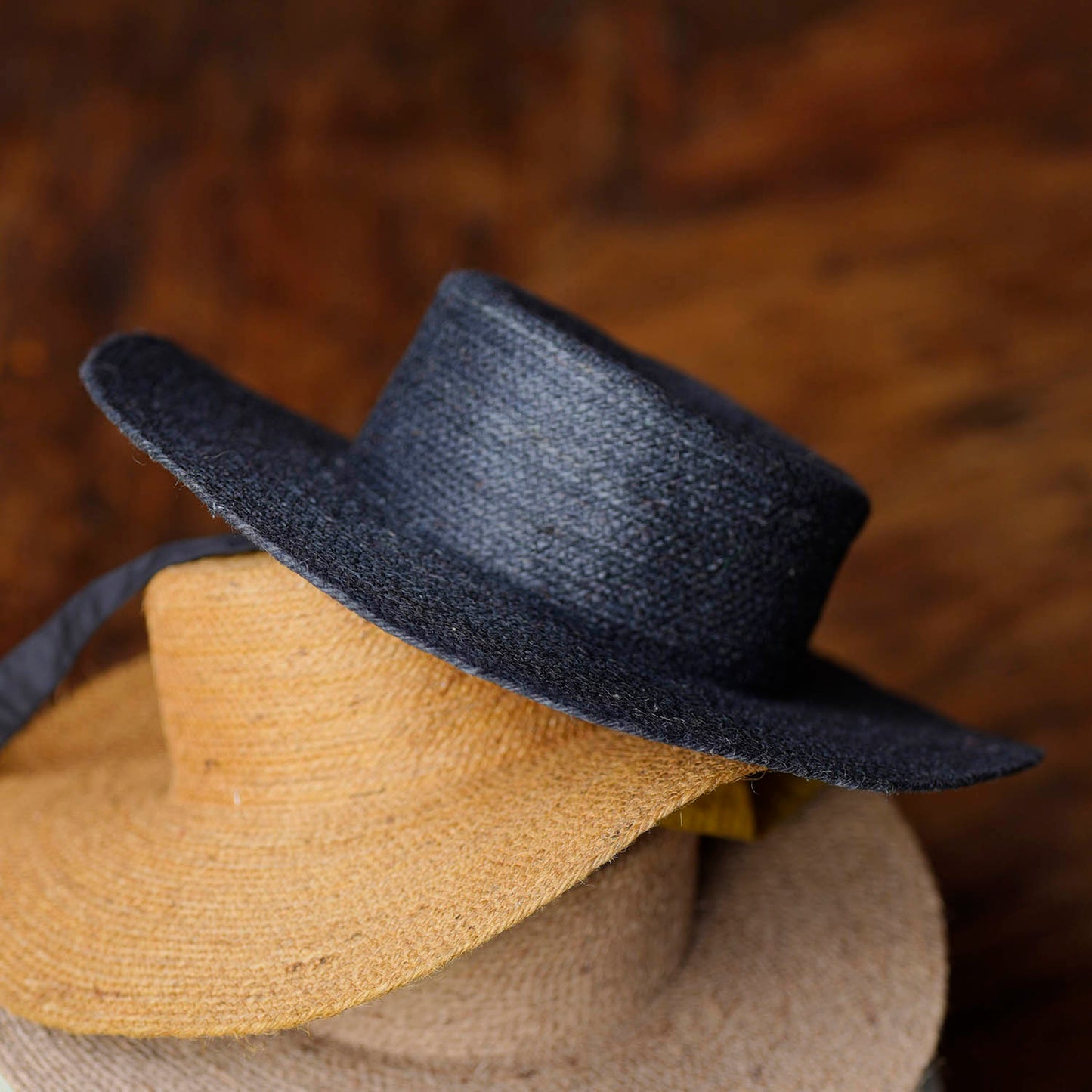 The Loli Jute Hat in Black