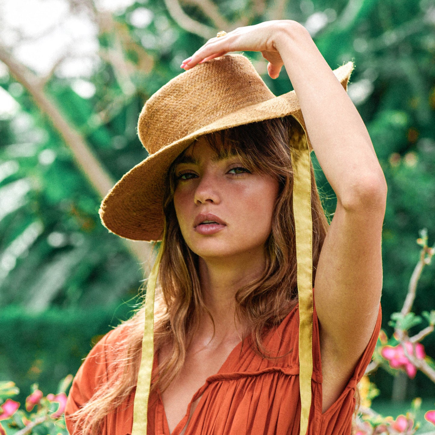 The Loli Jute Hat in Golden Brown