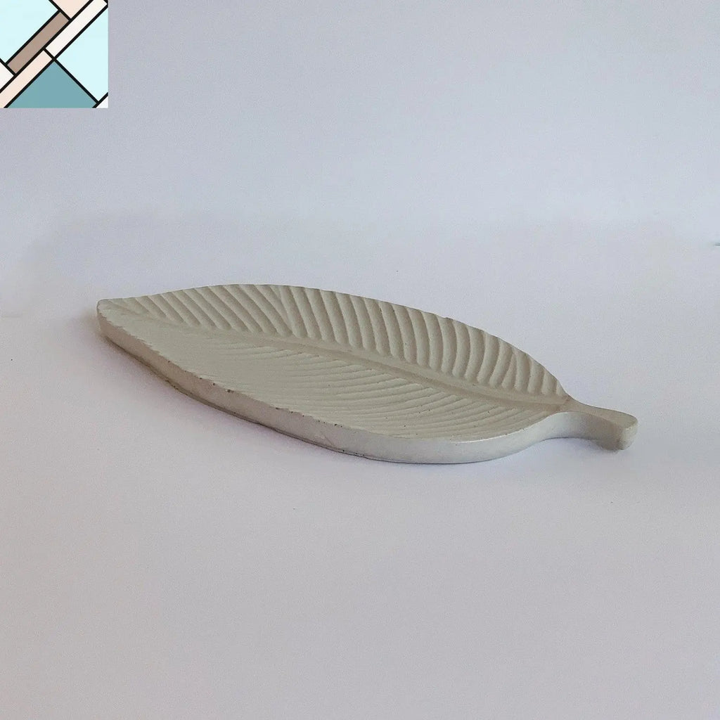 Leaf Concrete Tray UNO ATELIER