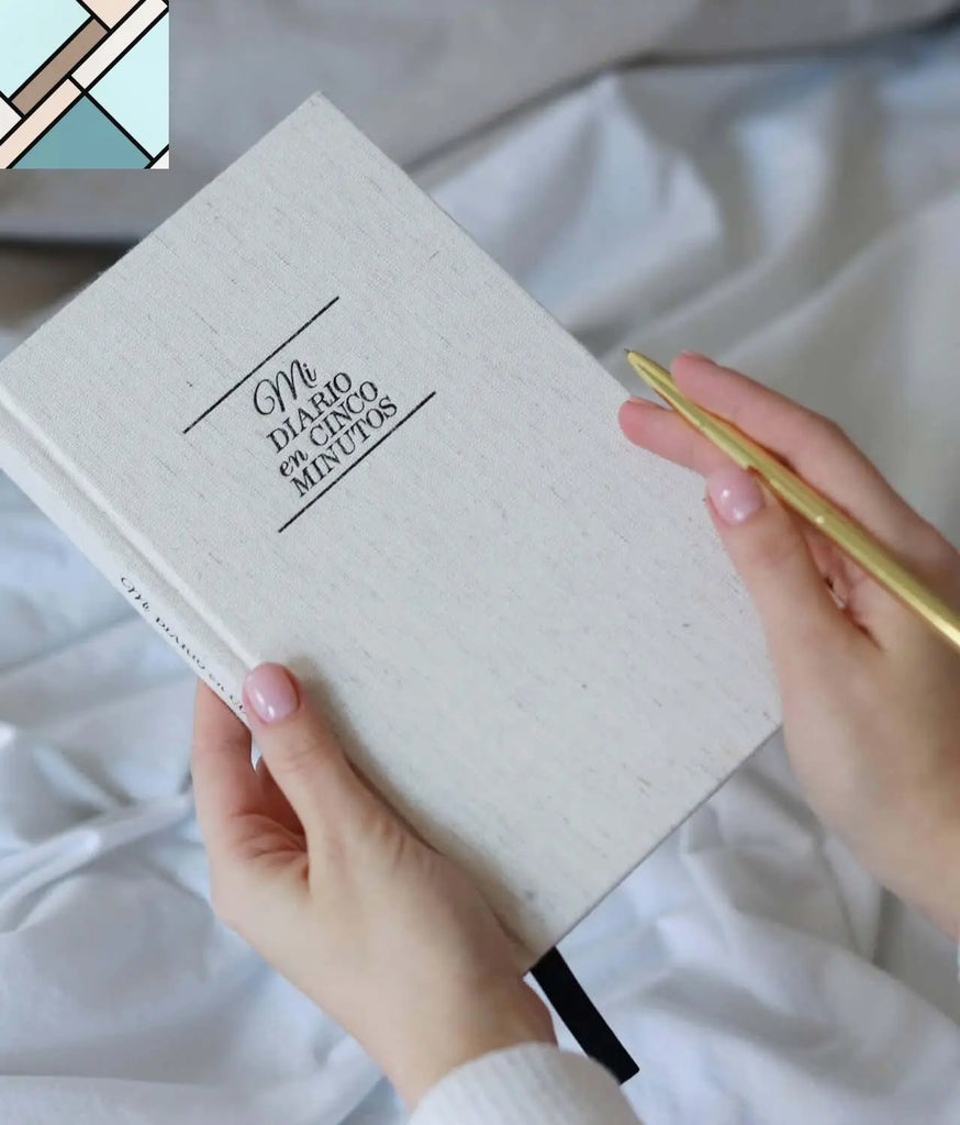 Mi Diario en Cinco Minutos (Spanish Five Minute Journal) by Intelligent Change INTELLIGENT CHANGE