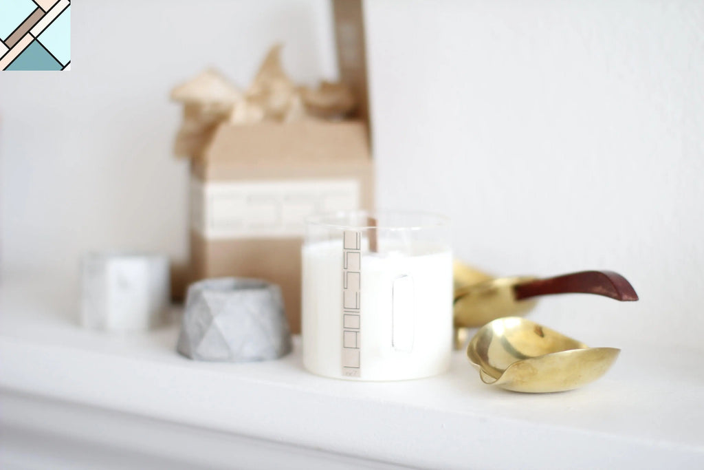 Nr.7 Amber-Sandalwood Mug Candle LADIESSE