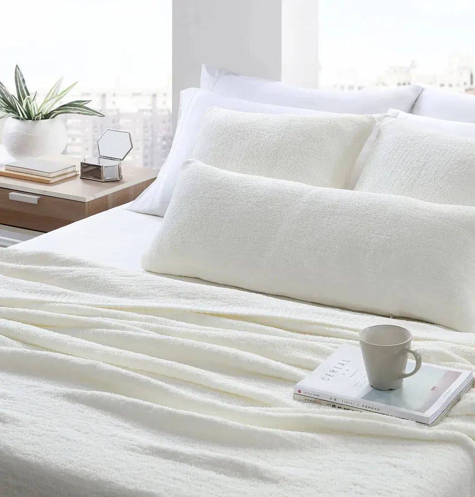 Snug Bed Blanket by Sunday Citizen Sunday Citizen