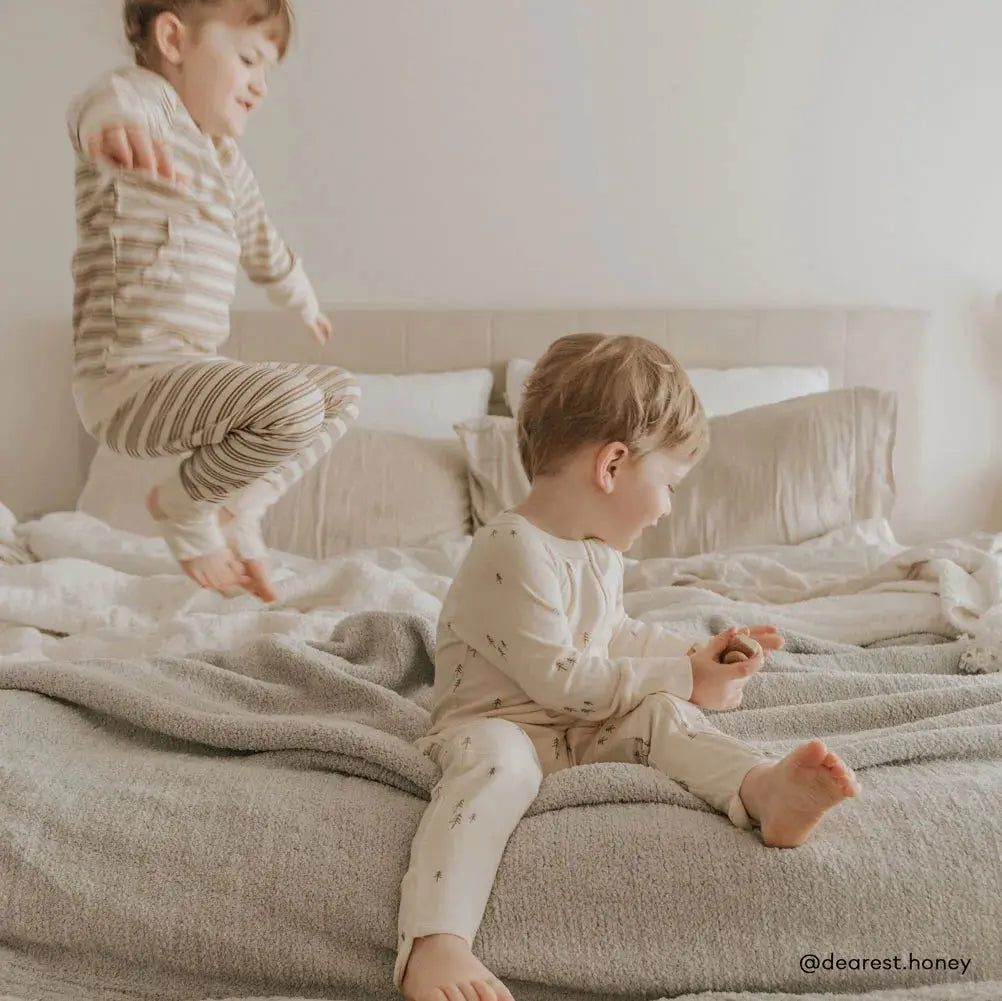 Snug Throw by Sunday Citizen Sunday Citizen