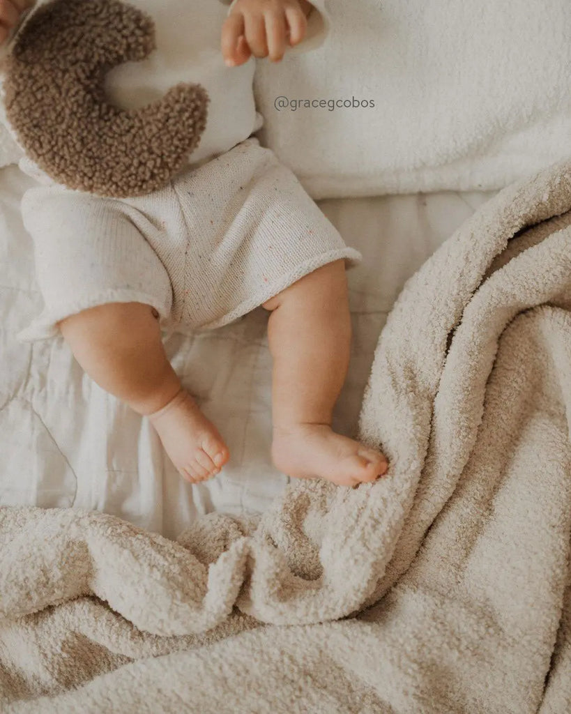 Snug Throw by Sunday Citizen Sunday Citizen