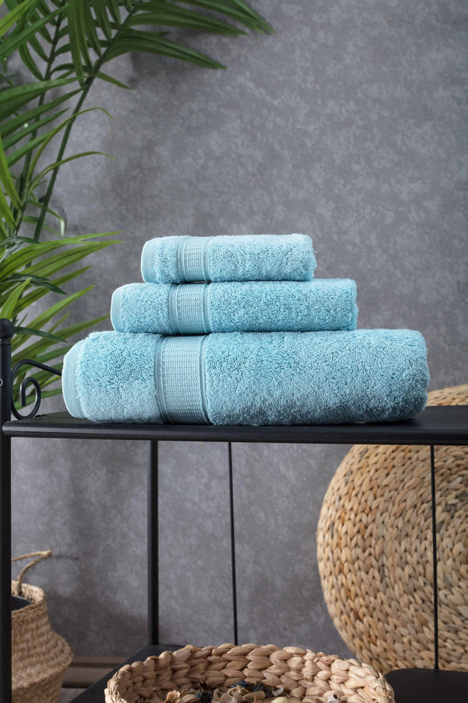 Turkish Cotton Bath Towel Set of 3 by La'Hammam La'Hammam