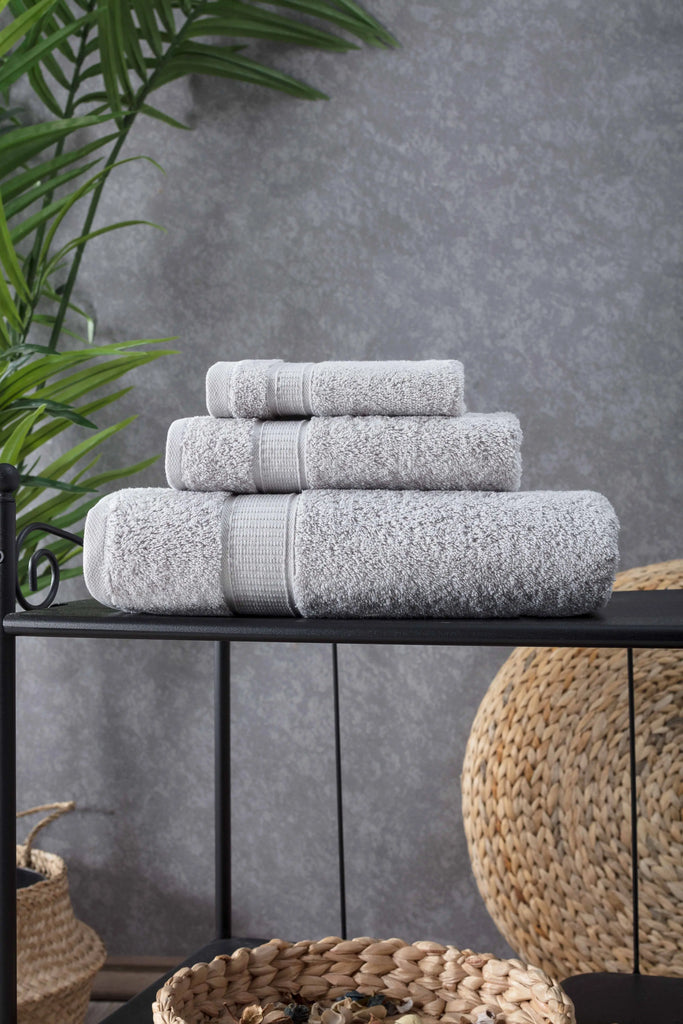 Turkish Cotton Bath Towel Set of 3 by La'Hammam La'Hammam